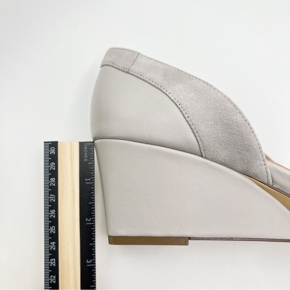Naturalizer Size 10.5 Grey Gray Leather Suede Open Peep Toe Wedges Pumps Shoes - Picture 11 of 12
